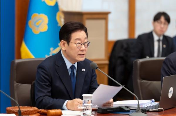 이재명 대통령 '경쟁력 강화 위한 각종 입법 절실…국익 우선 정치 부탁' 기사 이미지